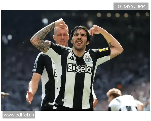 斯科尔斯称托纳利为英超最佳中场基恩反驳认为赖斯更出色