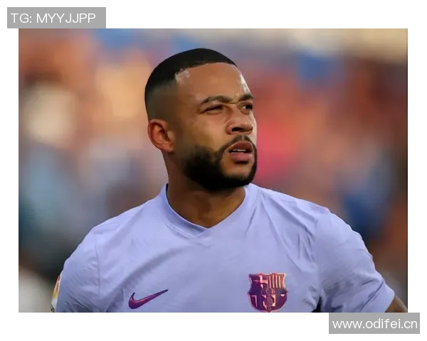 女网红曝德佩隐秘关系称怀孕德佩得知后选择失踪引发热议