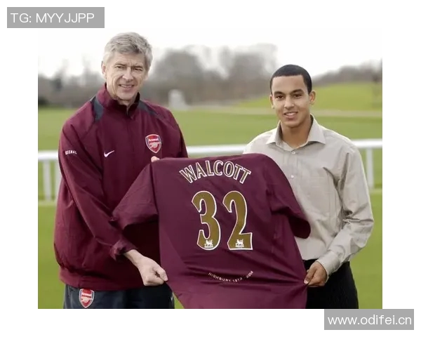 沃尔科特直言利物浦思维过于复杂主教练需承担责任