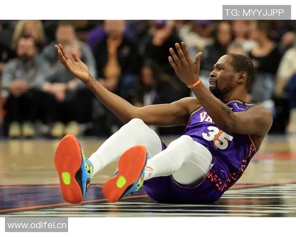 杜兰特与莫兰特父亲场边争执暗示儿子或将离开球队珍惜最后时光