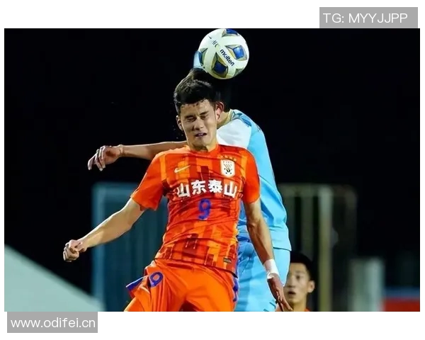 王博豪谈荷乙经历称新位置锻炼价值巨大体能状态良好