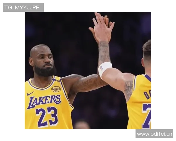 LBJ缺席再增3场将失去个人奖项机会连21次最佳阵容纪录面临考验