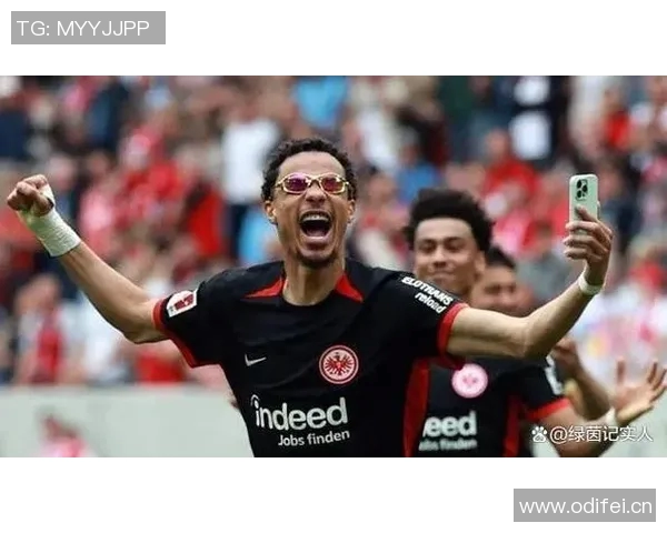 埃基蒂克在巴黎首次感受失败期待与萨拉赫携手进球