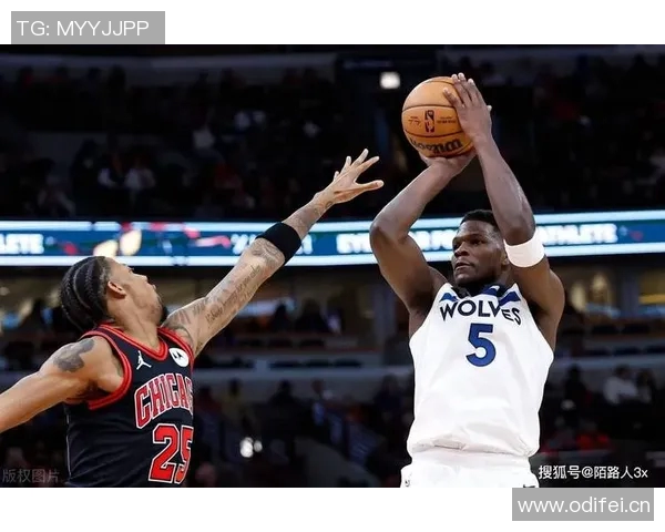 戈贝尔强调球队需保持进攻侵略性与流畅运转的双重目标