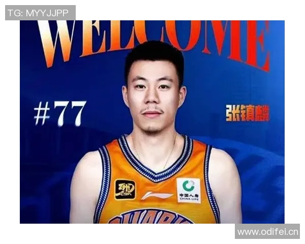 弗格正式加盟上海队新赛季与张镇麟携手再战篮球赛场