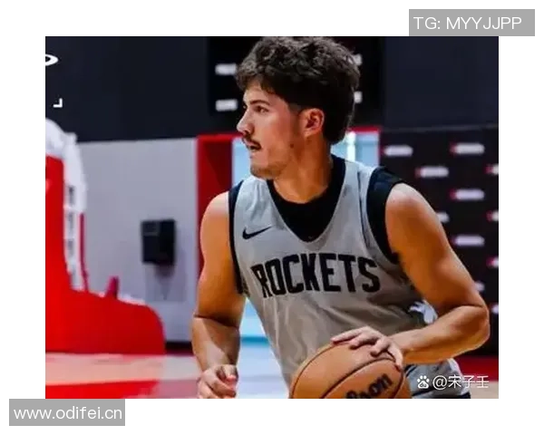 乌度卡谈焦灼比赛对球员成长的重要性包括年轻球员与凯文杜兰特在内 乌度卡谈焦灼比赛对球员成长的重要性包括年轻球员与凯文杜兰特在内