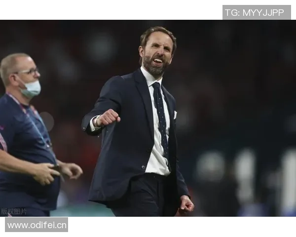 弗里德尔回忆舍伍德信任凯恩的决策以及其迅速超越阿德巴约的过程 弗里德尔回忆舍伍德信任凯恩的决策以及其迅速超越阿德巴约的过程