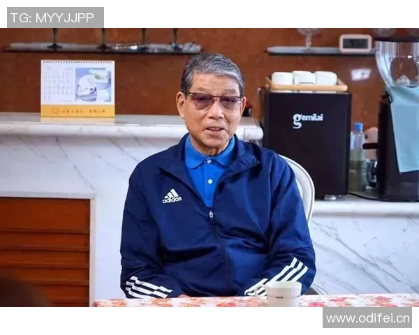 徐根宝高龄仍陪伴U20球员为他们付出辛劳感动球员心声 徐根宝高龄仍陪伴U20球员为他们付出辛劳感动球员心声