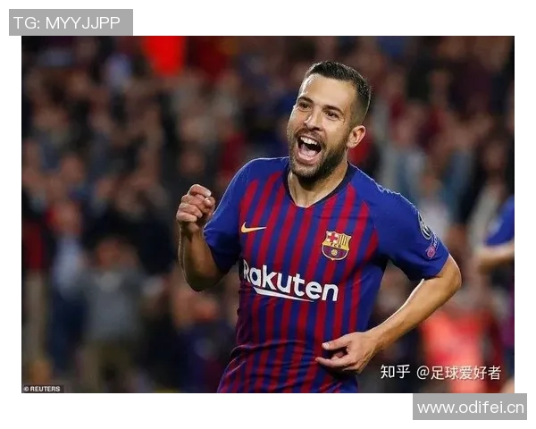 拉菲尼亚在社交媒体上向阿尔巴致敬表达曾共战的荣幸与感激之情